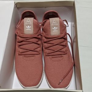 Women's Adidas

Pharrell Williams Tennis HU